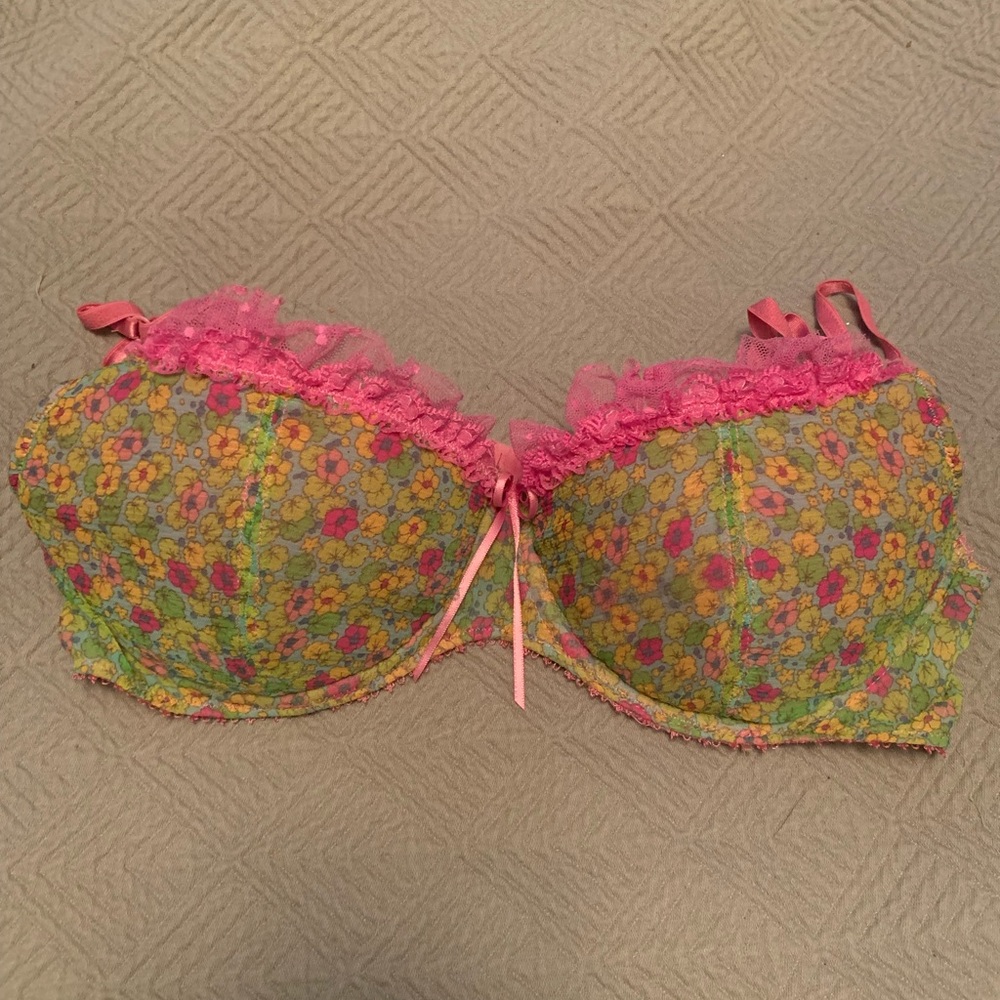 VS bra